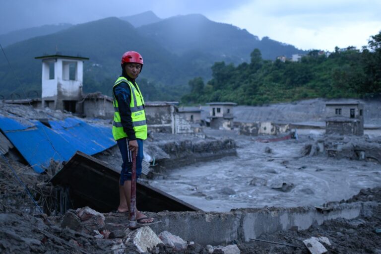 mundo-avalanche-no-nepal-1788024797